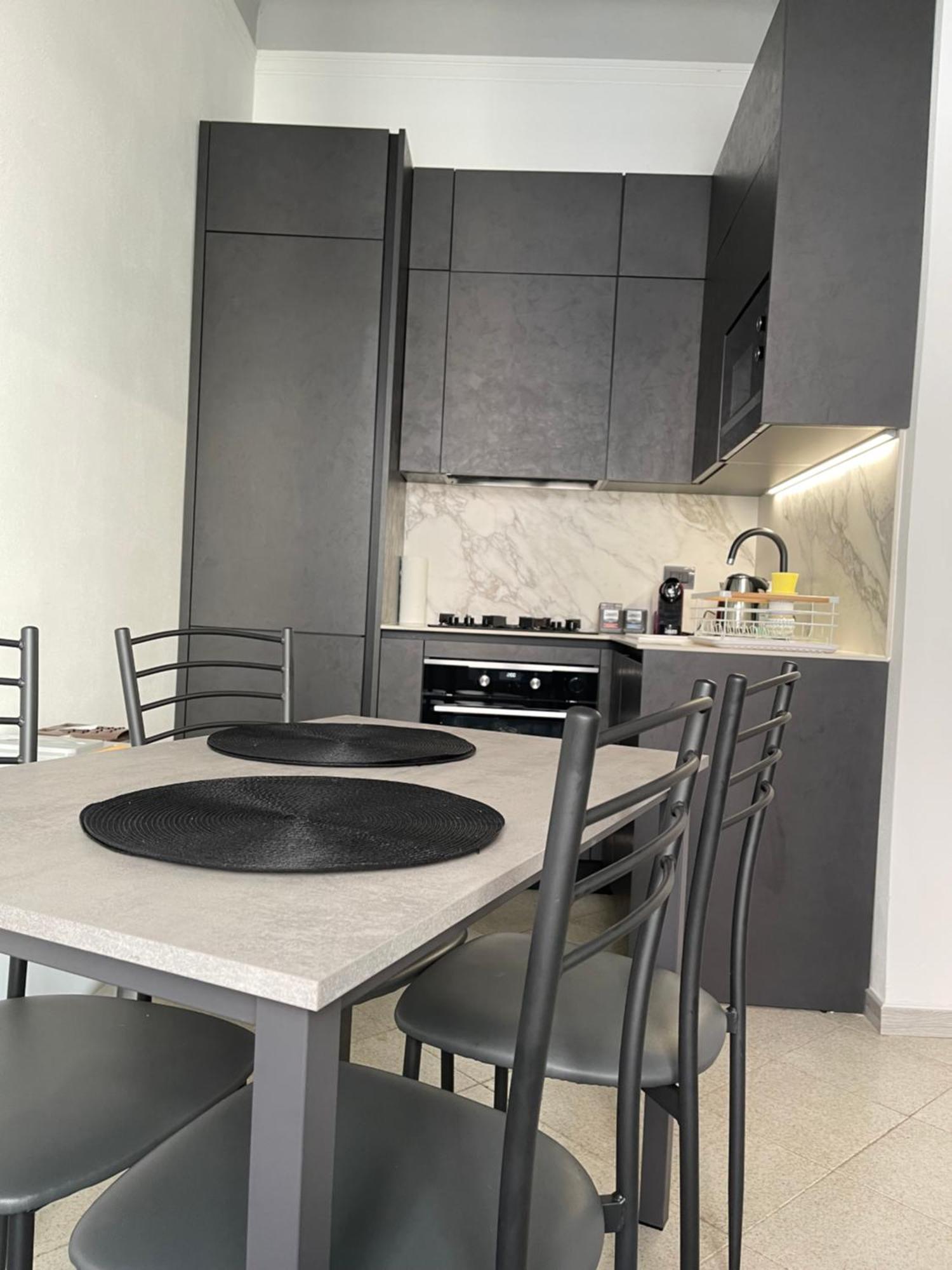 Bilocale Zona Navigli Apartment Milan Exterior photo